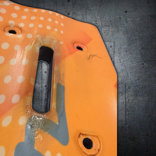 AirChair > Board (CC8) **blem**